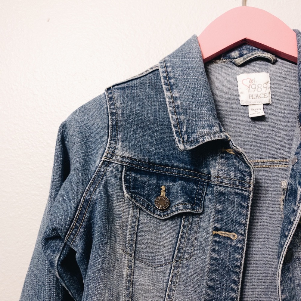DISTRESSED DEMIN JACKET